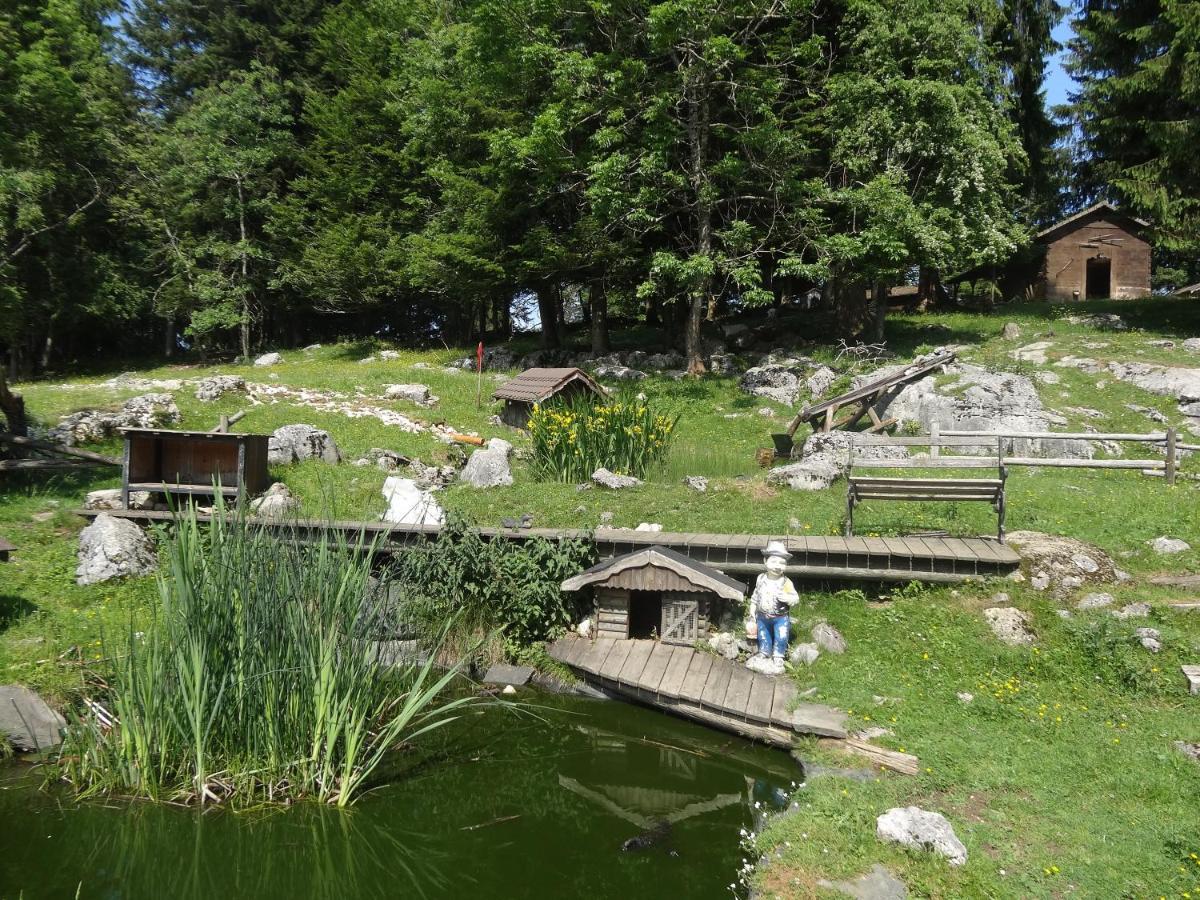 La Cibourg, Centre De Vacances Renan Luaran gambar
